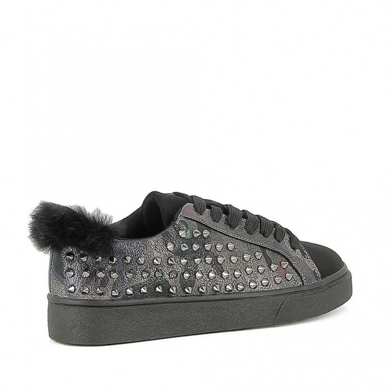 basket avec fourrure devant