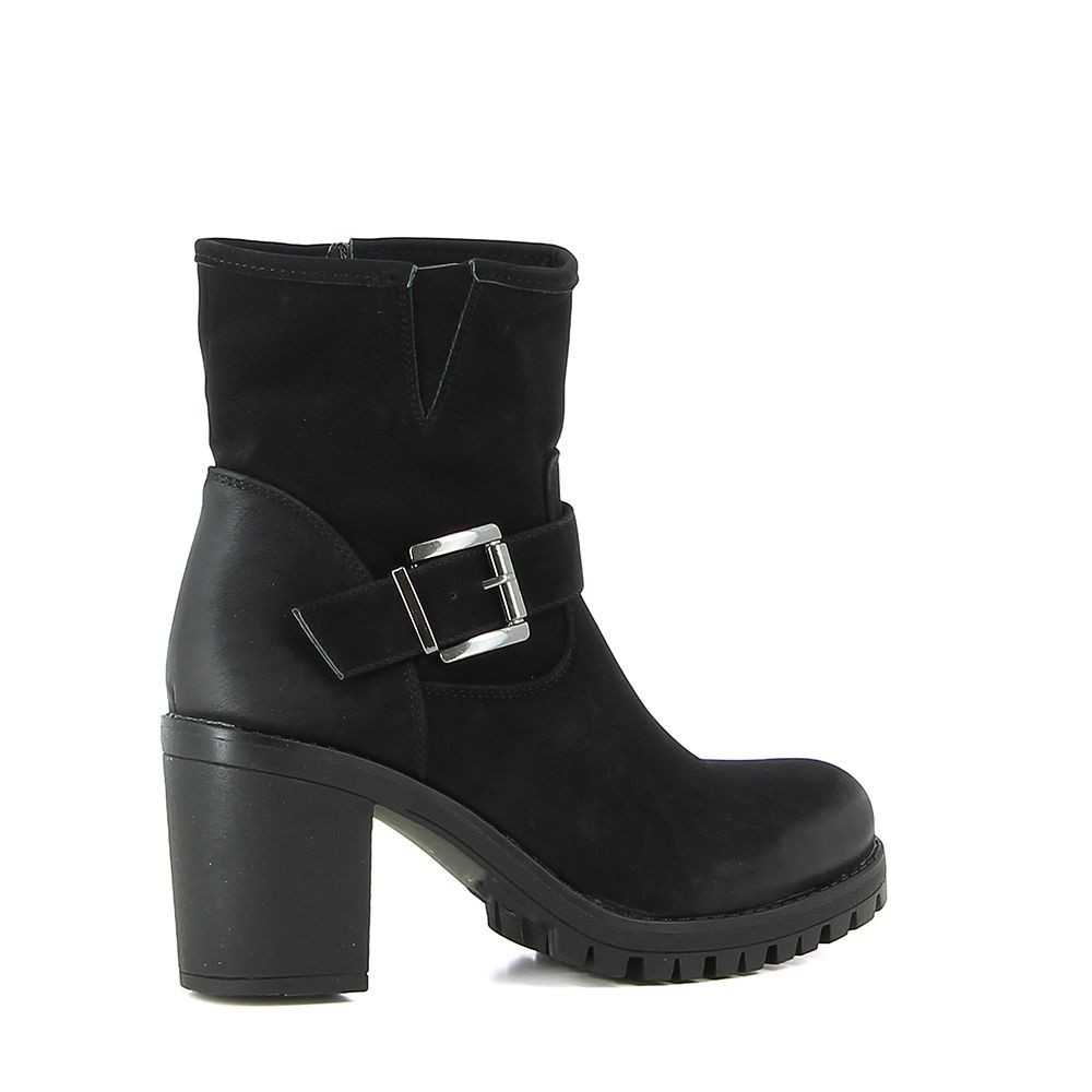 low boots a talon